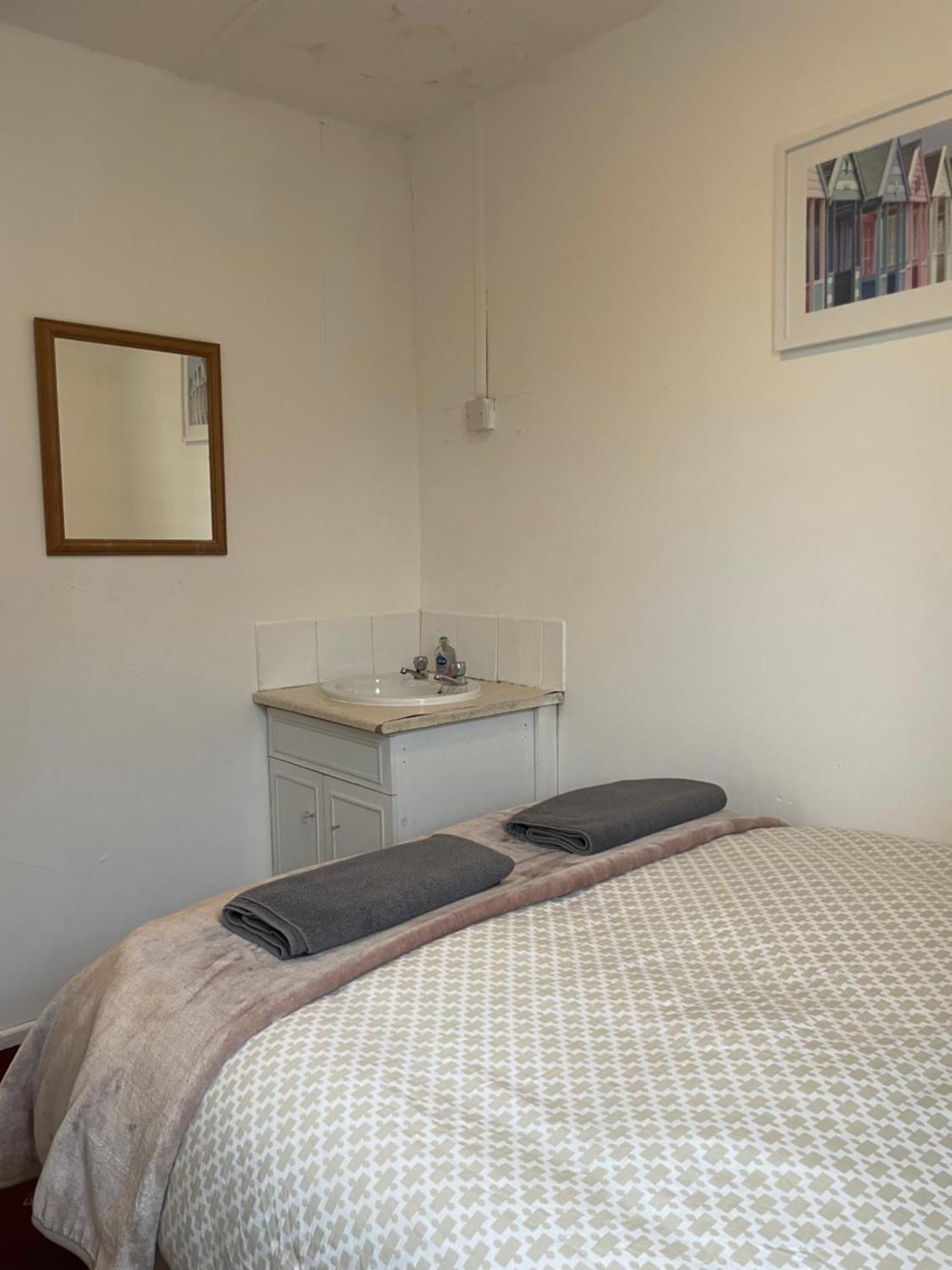 Amitie Guest House بورنماوث المظهر الخارجي الصورة